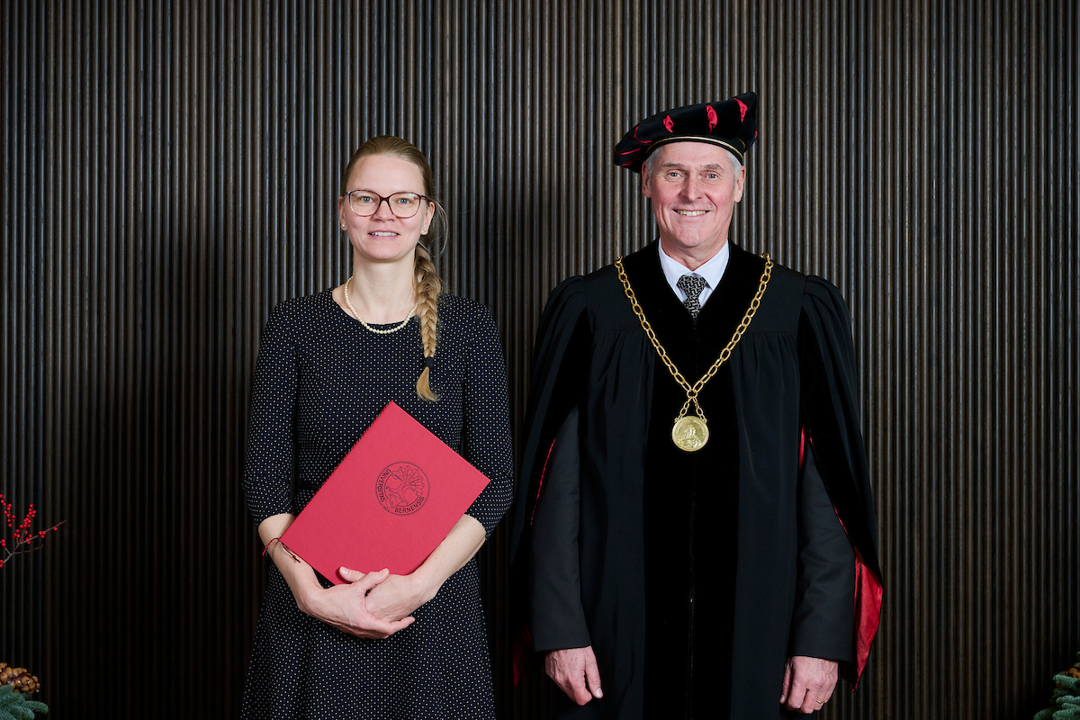 Johanna Ziegel, Preisträgerin Credit Suisse Award for Best Teaching und Christian Leumann, Rektor Universität Bern