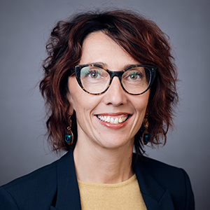 Dr. Laura Camurri