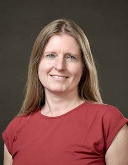 Dr. Andrea Bshary