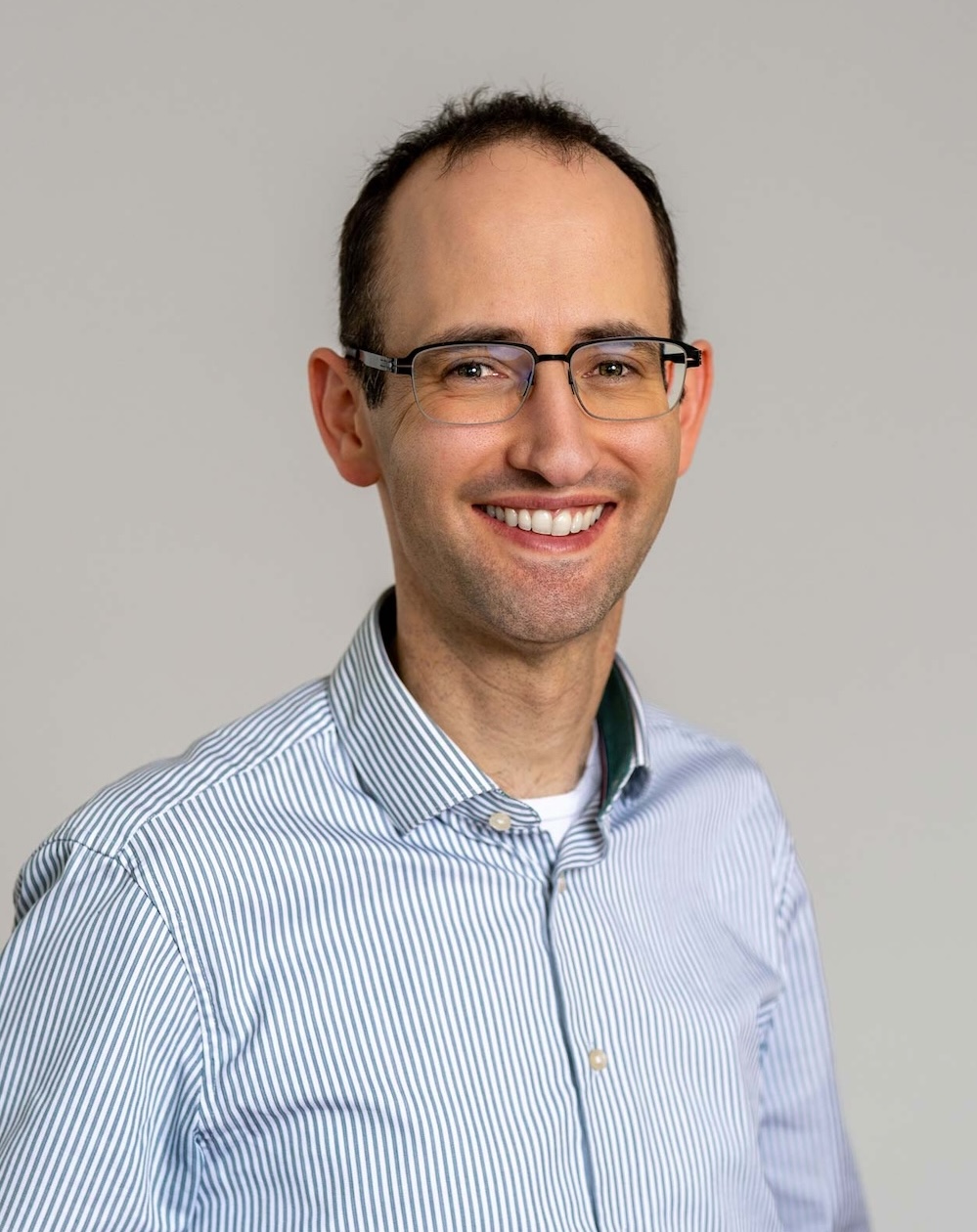 Dr. Caspar Bienek
