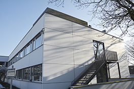 Tierspital/Gebäude/Aussenansicht/Pferdeklinik