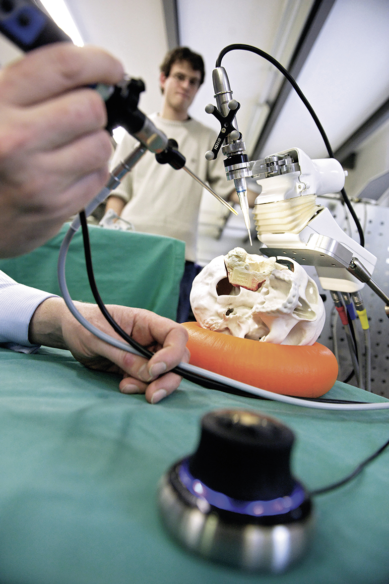 Forschung/Operation/Anatomie/Schädel/Knochen