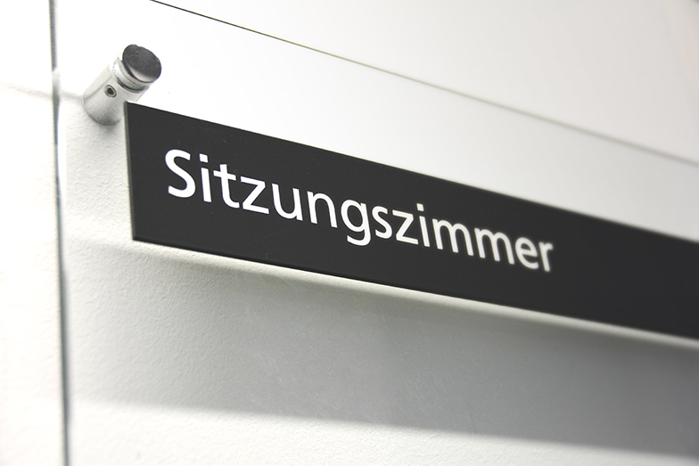Arbeitsplatz/Sitzungszimmer/Wandschild