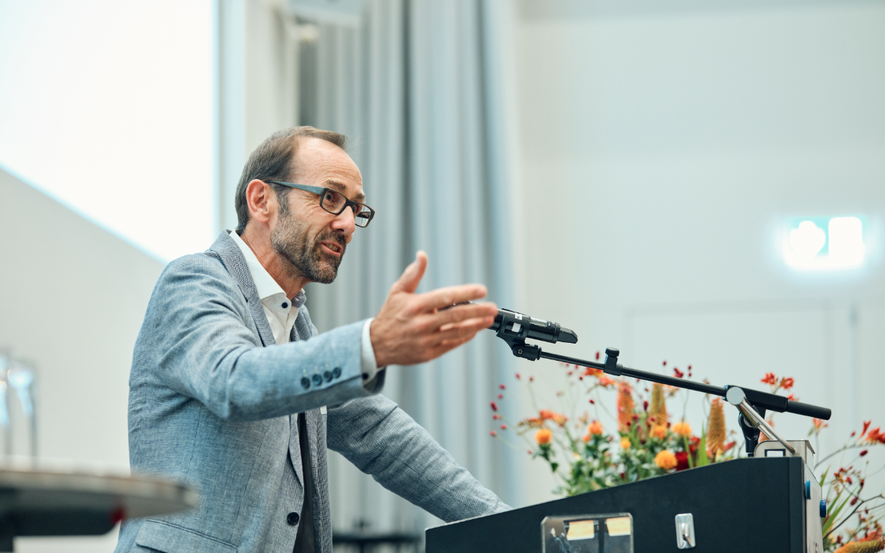 2025 Eröffnungsfeier Lifelong Learning Center Universität Bern