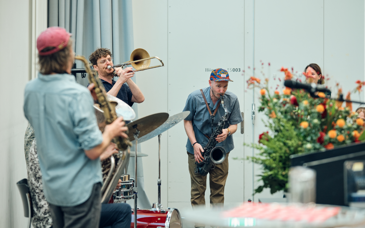 2025 Eröffnungsfeier Lifelong Learning Center Universität Bern