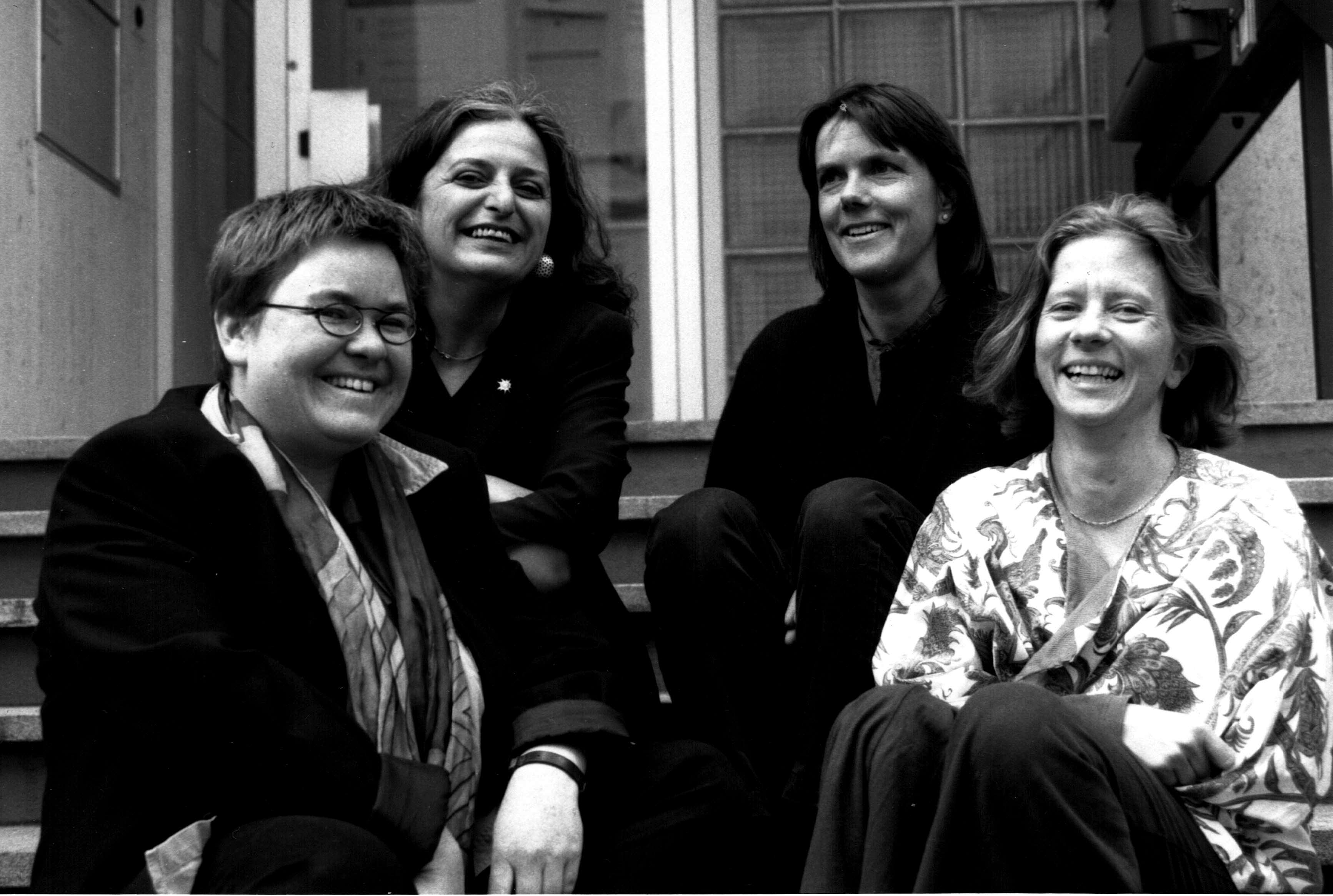Damalige Abteilung für Gleichstellung von Frau und Mann. Von links nach rechts: Doris Nienhaus, Barbara Lischetti (h.l.), Eva Lehner und Christine Michel. © AfC