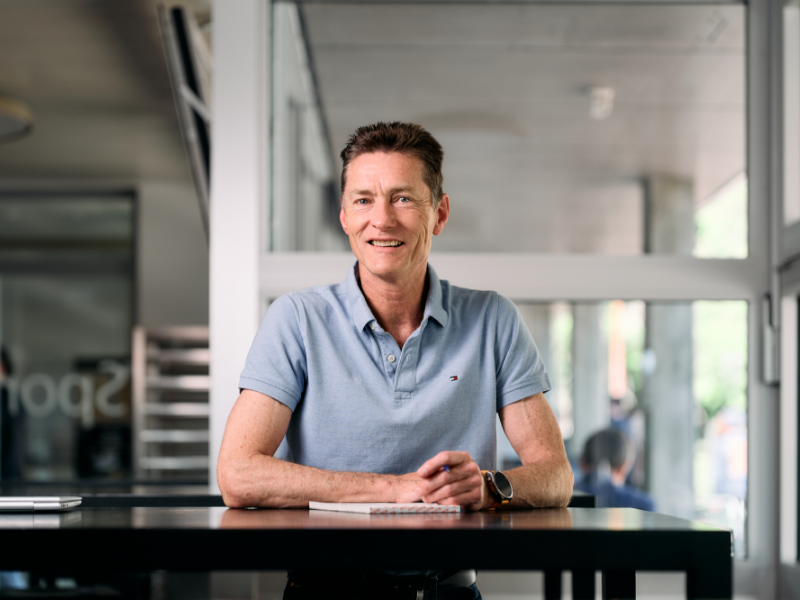 Reto Zimmermann leitet das Sportangebot der Universität Bern.