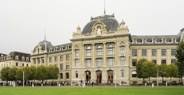 Hauptgebäude Universität Bern