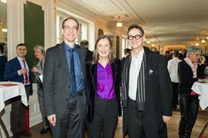 Claus Beisbart (Dekan Philosophisch-historischen Fakultät Universität Bern), Bice Curiger (Ehrendoktorin der Philosophisch-historischen Fakultät) und Peter Schneemann (Professor für Kunstgeschichte)