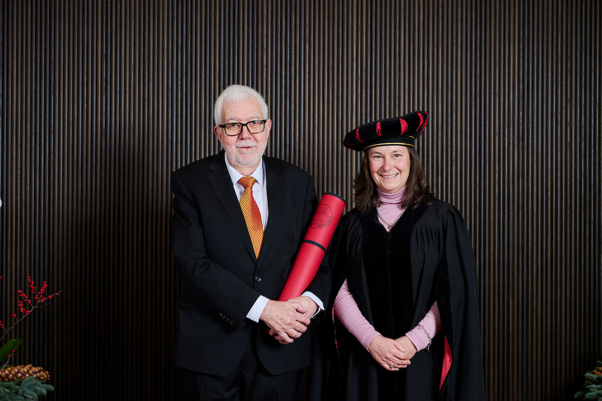 Dieter Brändle, Ehrendoktor und Marianne Johanna Lehmkuhl, Dekanin Rechtswissenschaftliche Fakultät