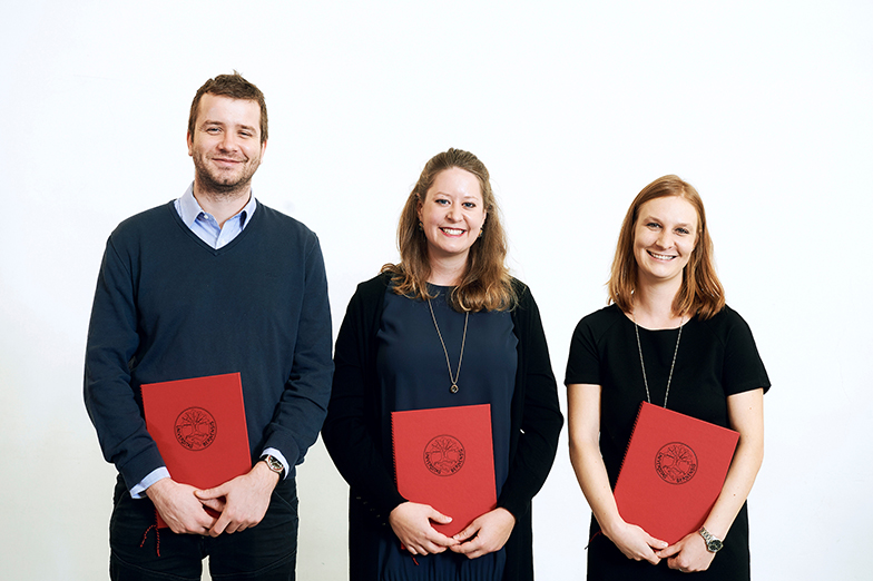 Christoph Bieri, Mirijam Ineichen und Corinne Ruppen, Preisträger und Preisträgerinnen Preis der Seniorenuniversität für Alternsforschung, Dies academicus, Universität Bern