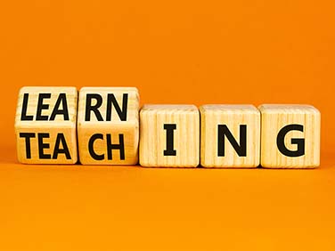 CAS in Artificial Intelligence for Teachers