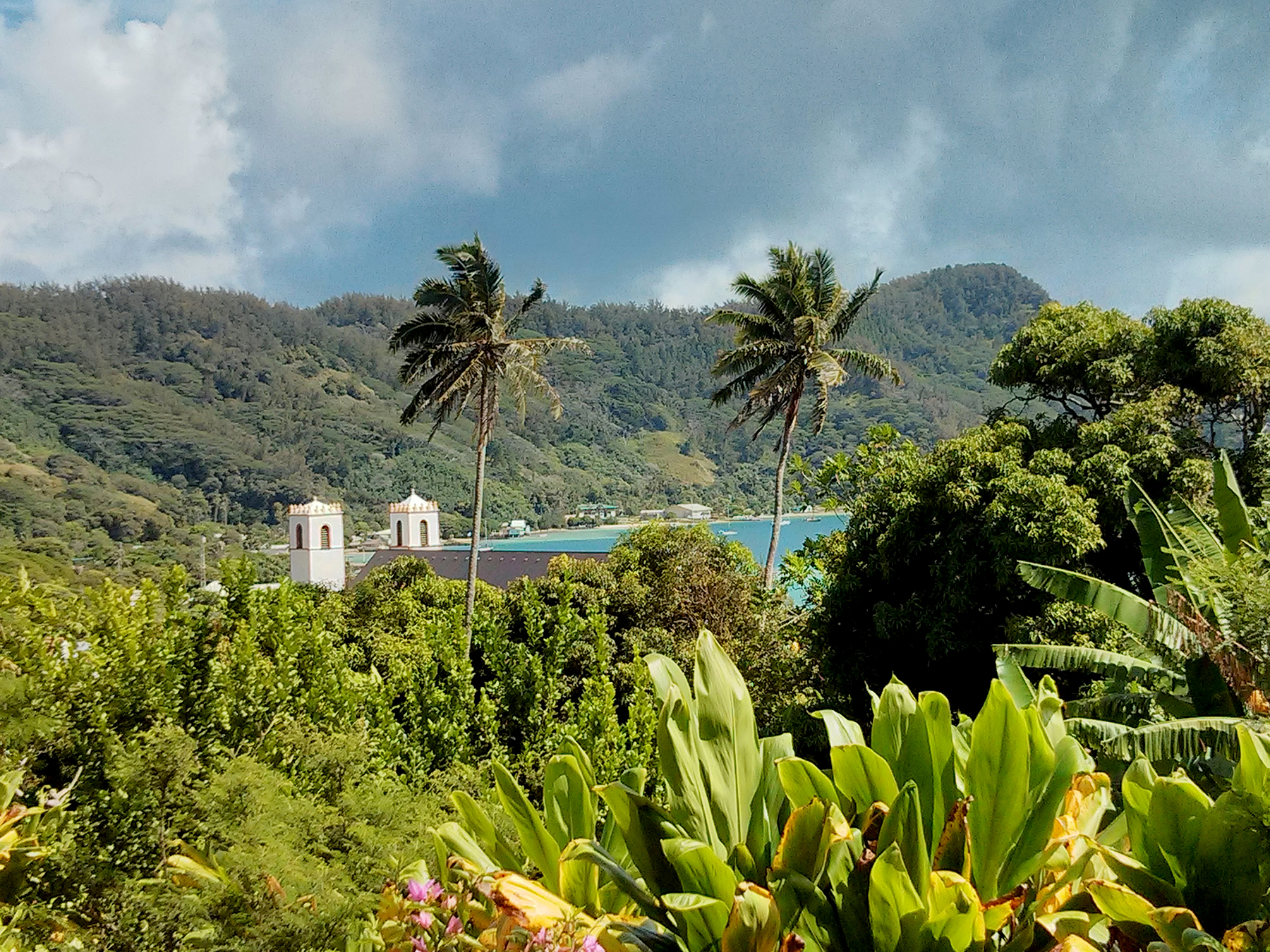 In Rikitea, französisch Polynesien, hat der Niederschlag zwischen den 1960er und den 1990er Jahren um 50 Prozent zugenommen. Gemäss Klimasimulationen wird sich dieser Trend mit der erwarteten Erholung der Ozonschicht wieder umdrehen (Bild: commons.wikimedia.org)
